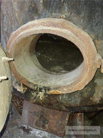 Elementy kotłowni (do demontażu) - pakiet zawierający 3 poz. asort., w tym: kocioł parowy SEFAKO SR 0,378 MW - 2 szt., komin stalowy - 1 szt. 